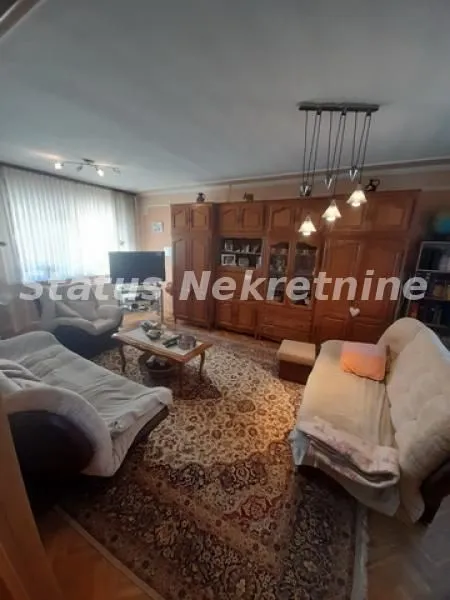 Prodaja, kuća, 194m², Šid, Srbija