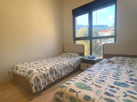 Izdavanje, trosoban stan, 130m², Herceg Novi, Crna Gora - image 14