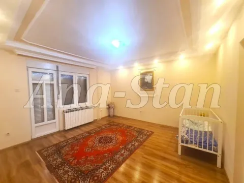 Prodaja, kuća, 332m², Kaludjerica, Grocka - image 3