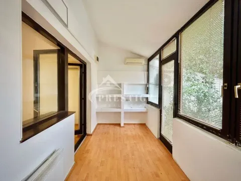 Izdavanje, dvosoban stan, 78m², Momišići, Podgorica - image 5