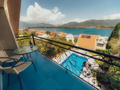 Prodaja, kuća, 220m², Krašići, Tivat - image 2