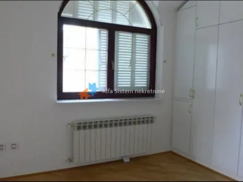 Rent, house, 300m², Voždovac Sve Podlokacije, Beograd - image 13