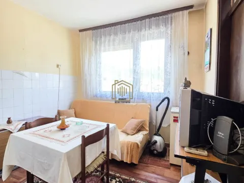 Prodaja, jednosoban stan, 34m², Cetinje, Crna Gora - image 2