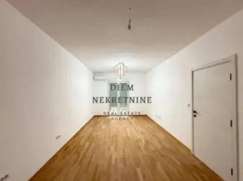 Prodaja, jednosoban stan, 46m², Zabjelo, Podgorica - image 4