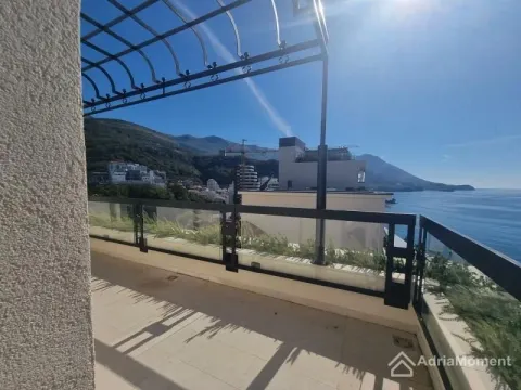 Prodaja, dvosoban stan, 113m², Bečići, Budva