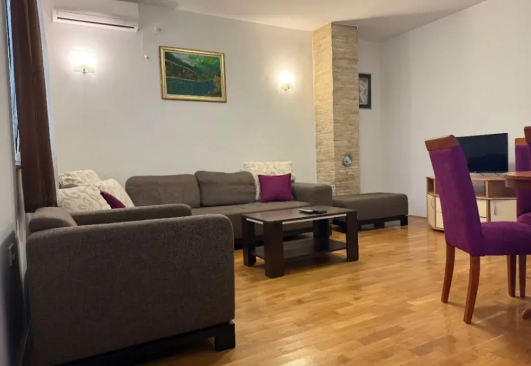 Izdavanje, jednosoban stan, 52m², Dalmatinska ulica, Podgorica