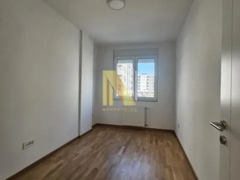 Prodaja, četvorosoban stan, 95m², Avijatičarsko naselje, Novi Sad Sve Podlokacije - image 18