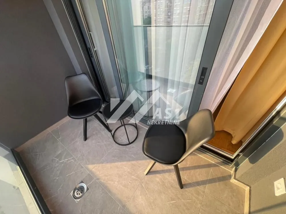 Izdavanje, dvosoban stan, 42m², Nova Detelinara, Novi Sad Sve Podlokacije