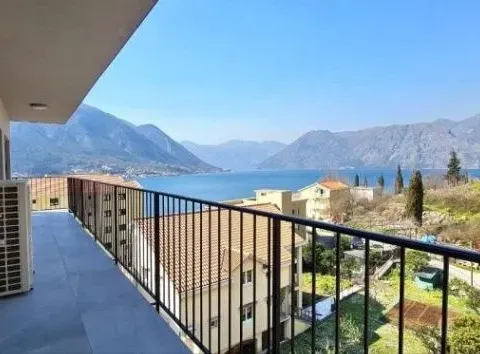 Prodaja, trosoban stan, 109m², Dobrota, Kotor - image 8