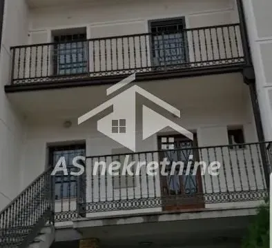 Izdavanje, kuća, 220m², Savski Venac, Beograd - image 24