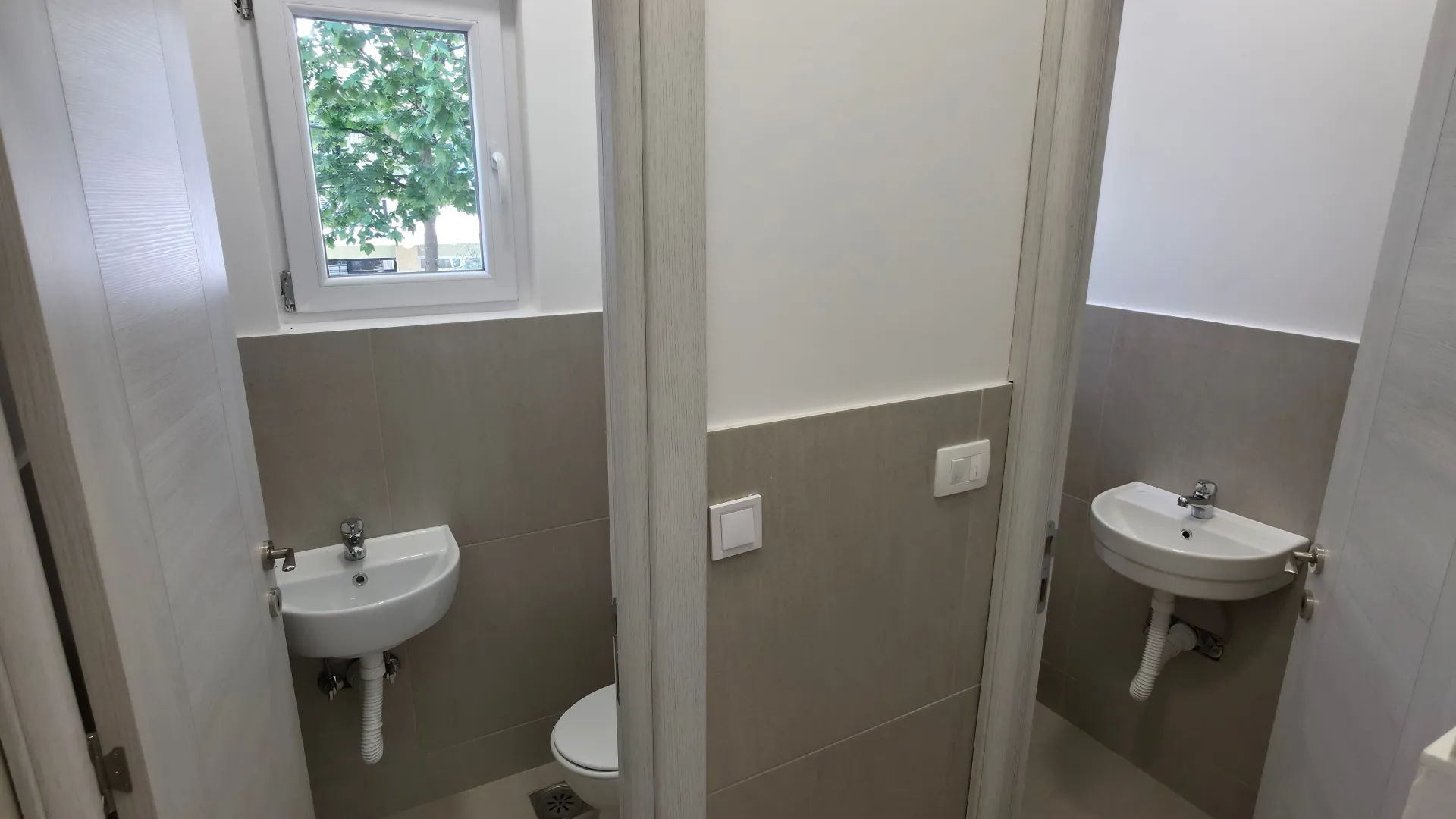 Rent, office space, 115m², Blok 9, Podgorica