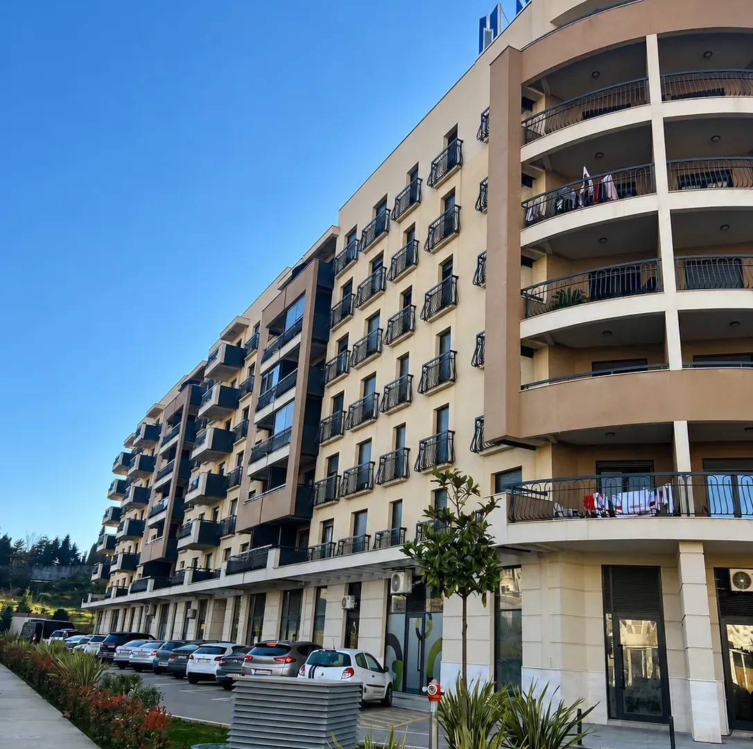 Izdavanje, jednosoban stan, 50m², Ljubović, Podgorica