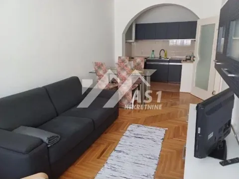 Izdavanje, dvosoban stan, 45m², Bulevar Oslobodjenja, Novi Sad Sve Podlokacije - image 2