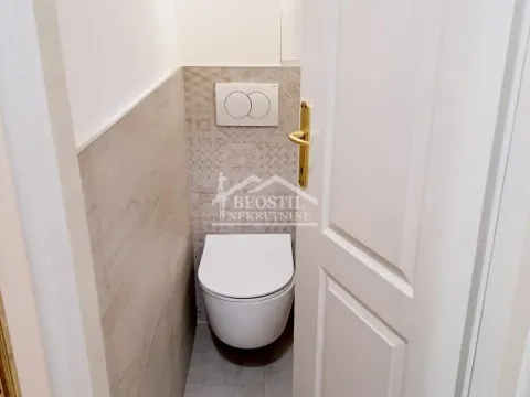 Izdavanje, trosoban stan, 69m², Stari Grad, Beograd - image 6