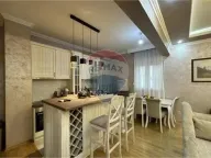 Rent, three bedroom apartment, 95m², Blok 9, Podgorica - image 8