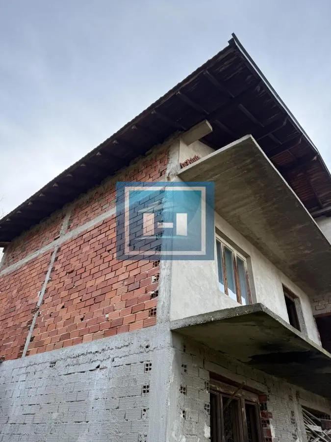 Prodaja, kuća, 230m², Đurđevo brdo, Jagodina