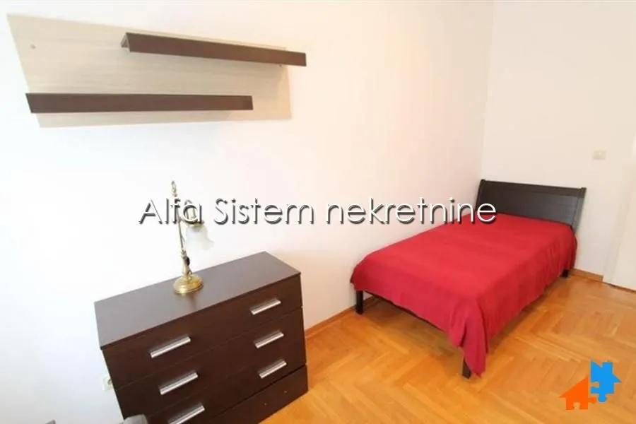 Rent, three bedroom apartment, 80m², Novi Beograd Sve Podlokacije, Beograd