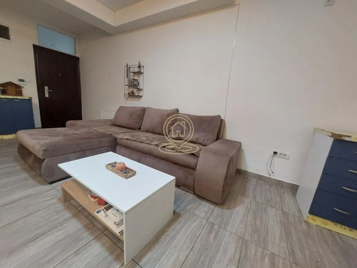 Prodaja, trosoban stan, 58m², Petrovaradin, Novi Sad