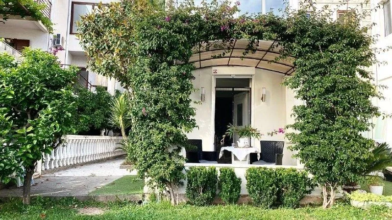 Sale, apartment, 51m², Petrovac, Budva