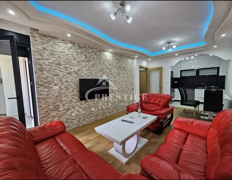 Izdavanje, jednosoban stan, 49m², City Kvart, Podgorica