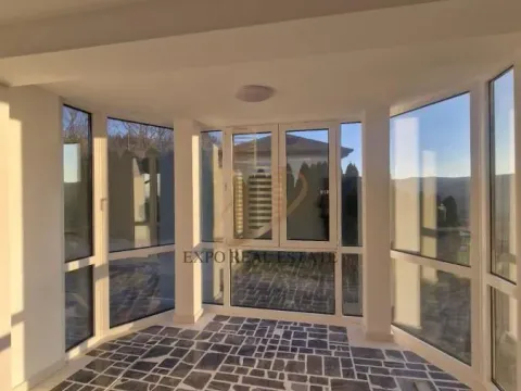 Prodaja, kuća, 550m², Sremska Kamenica, Petrovaradin - image 10