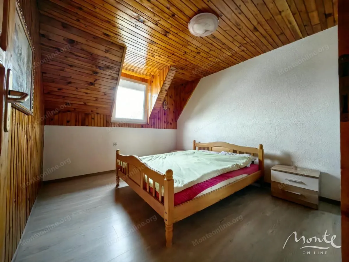 Prodaja, kuća, 130m², Žabljak, Crna Gora
