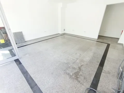 Sale, office space, 43m², Stari Aerodrom, Podgorica - image 2