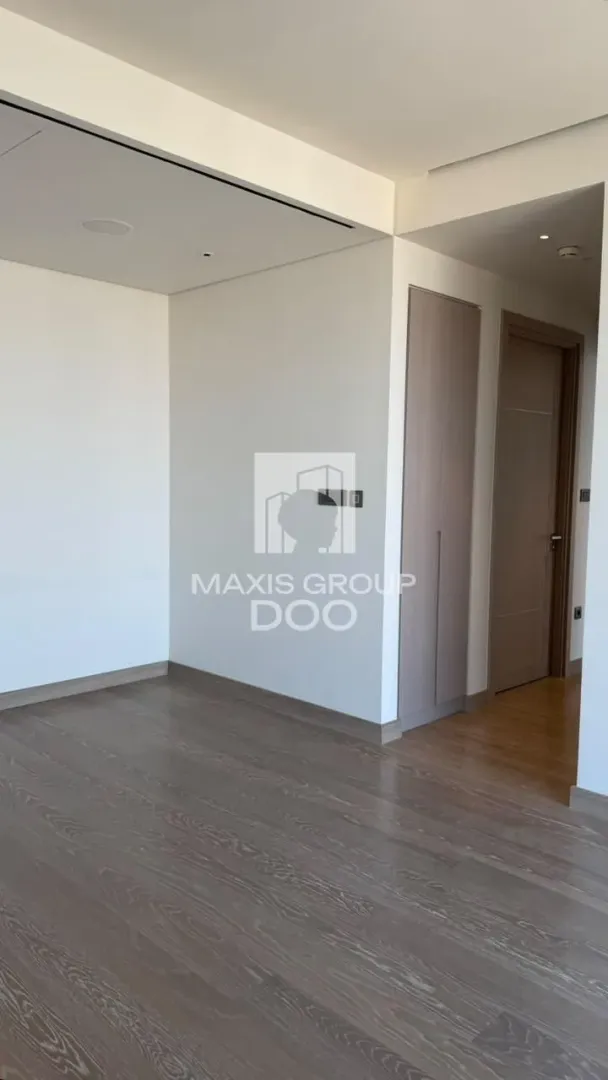 Izdavanje, trosoban stan, 96m², Savski Venac, Beograd
