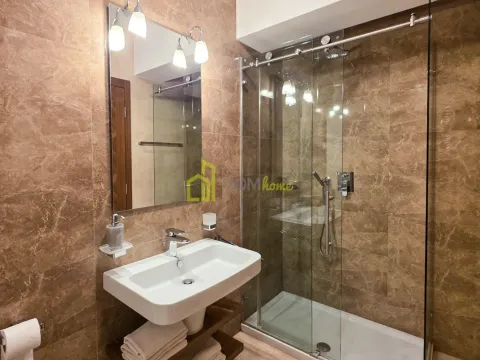 Izdavanje, dvosoban stan, 76m², Centar, Podgorica - image 8