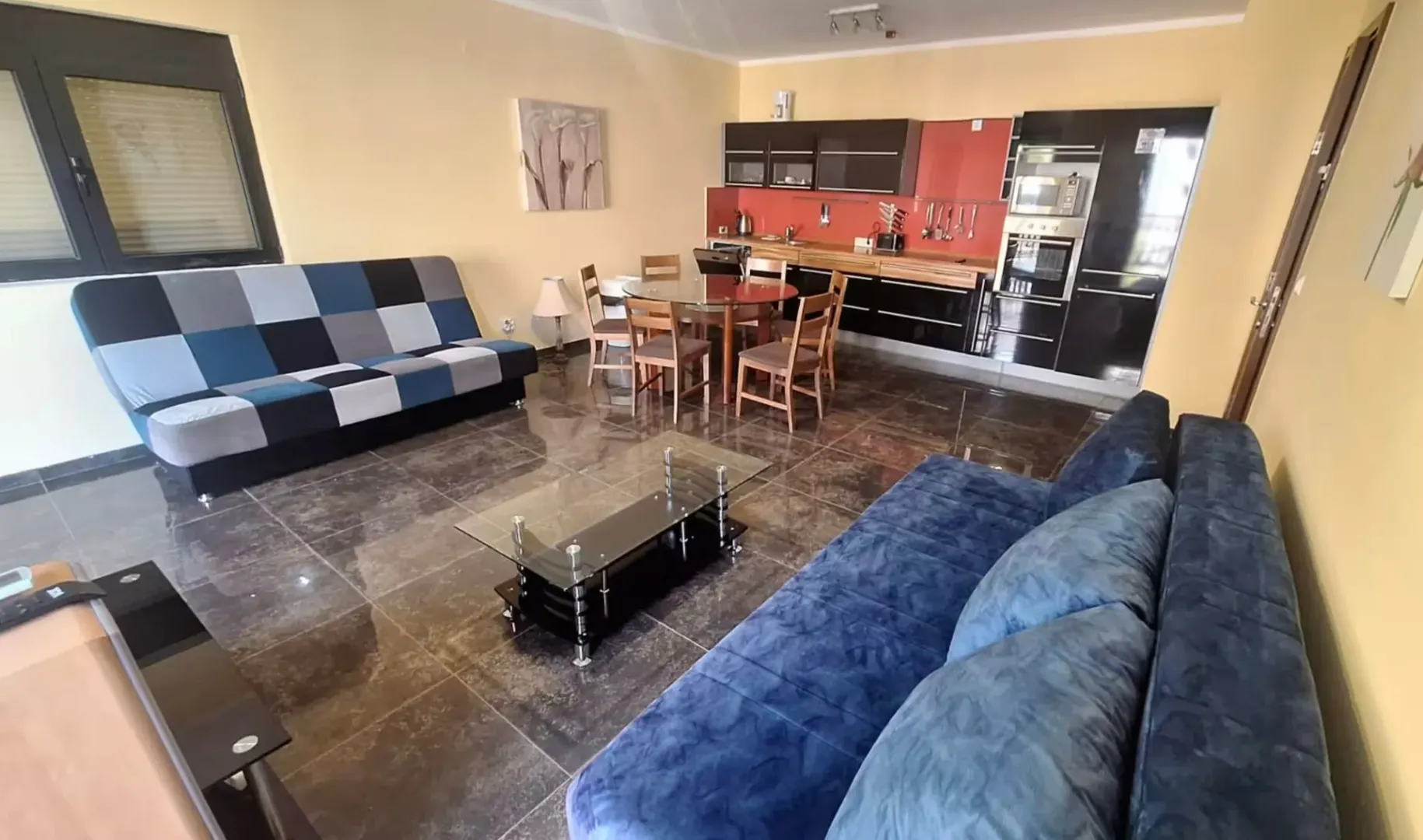 Sale, two bedroom apartment, 90m², Dobrota, Kotor