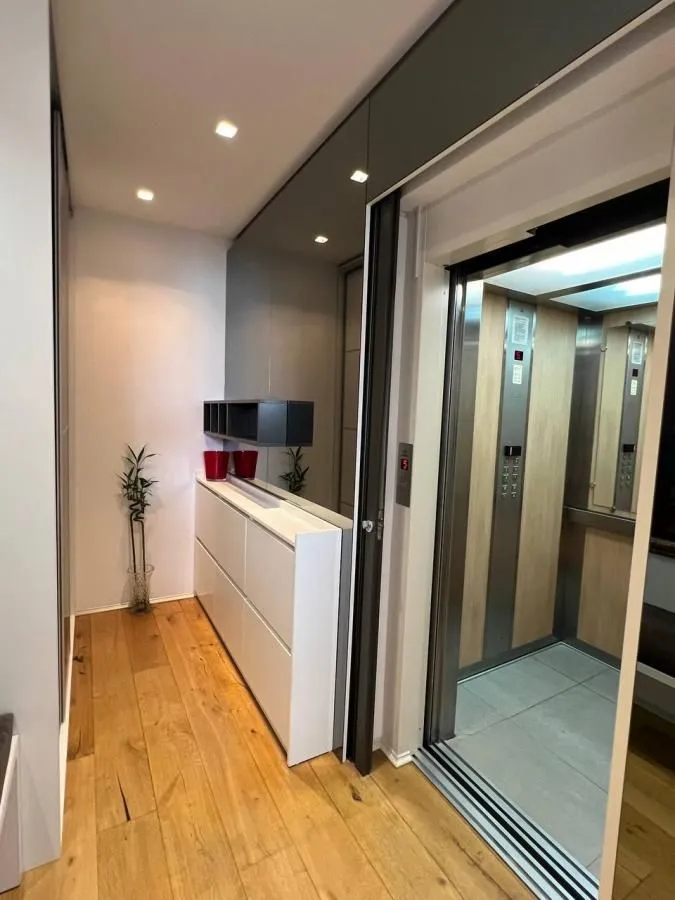 Prodaja, stan, 117m², Novi Sad Sve Podlokacije, Novi Sad