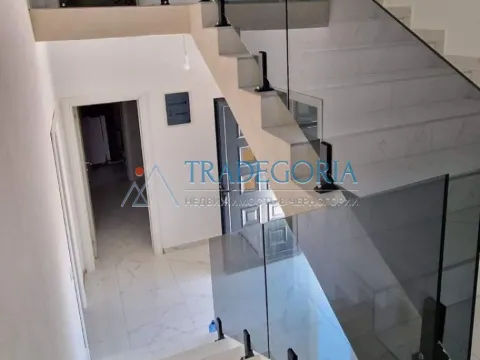 Prodaja, kuća, 143m², Bar, Crna Gora - image 2
