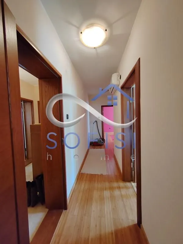 Prodaja, četvorosoban stan, 115m², Grbavica, Novi Sad Sve Podlokacije