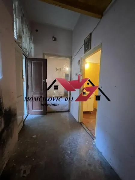Prodaja, trosoban stan, 62m², Vračar Sve Podlokacije, Beograd