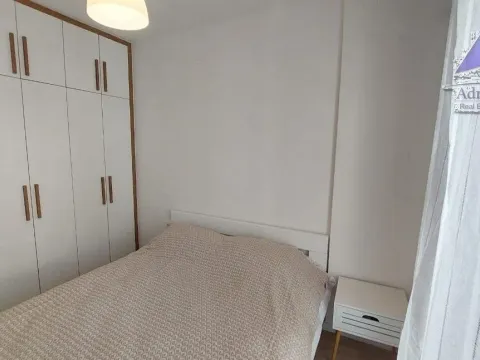 Rent, one bedroom apartment, 35m², Podkošljun, Budva - image 9