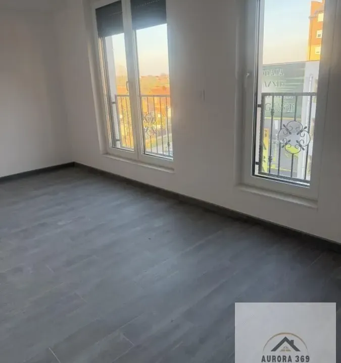 Prodaja, trosoban stan, 67m², Ruma, Srbija