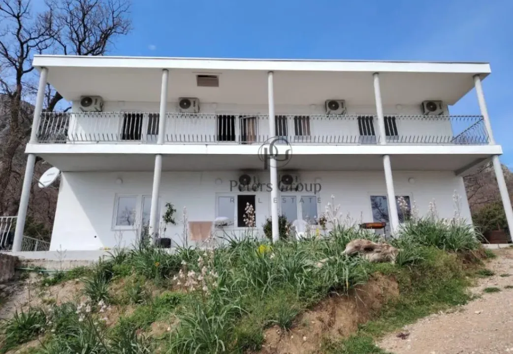 Prodaja, kuća, 160m², Zagrađe, Bar