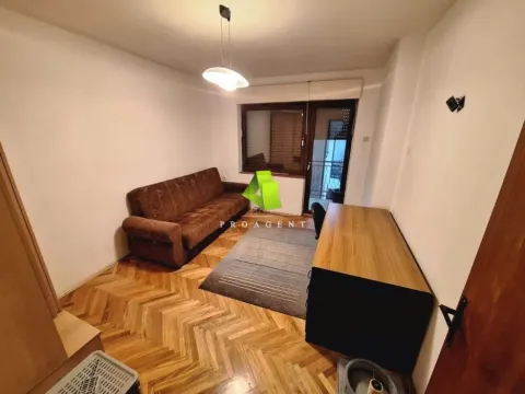 Izdavanje, četvorosoban stan, 120m², Pantelej, Niš - image 11