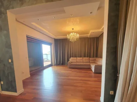 Rent, three bedroom apartment, 270m², Gorica C, Podgorica - image 3