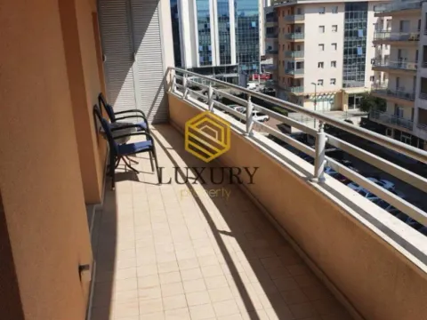 Izdavanje, dvosoban stan, 74m², City Kvart, Podgorica - image 8