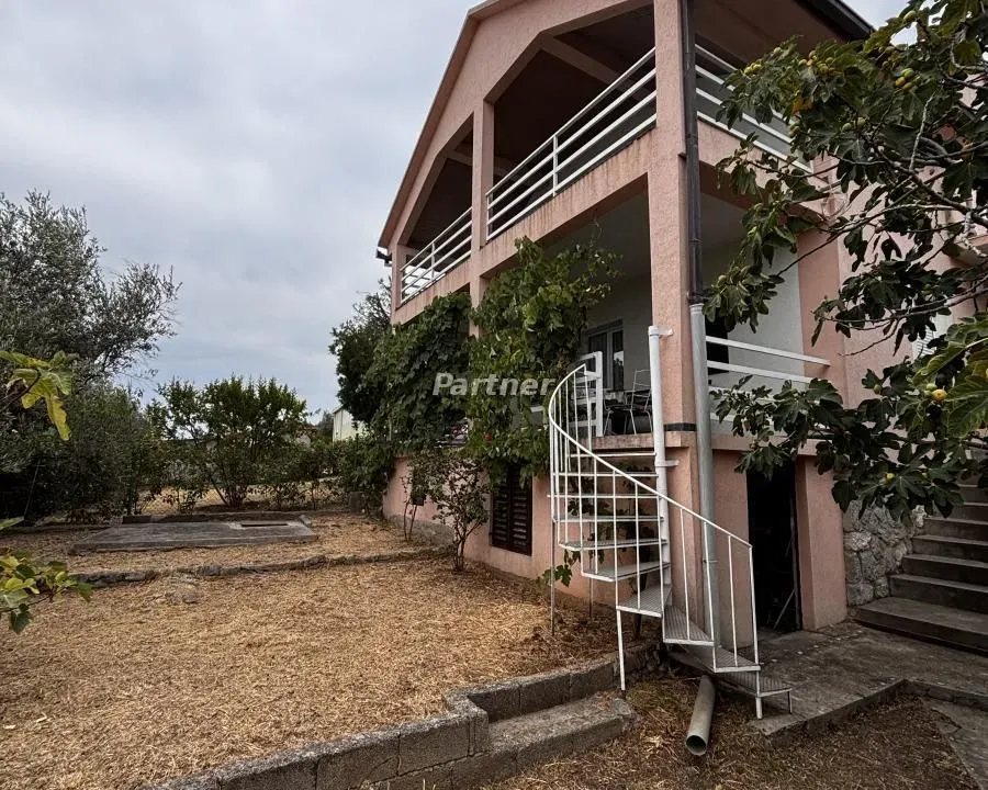 Sale, house, 194m², Šušanj, Bar