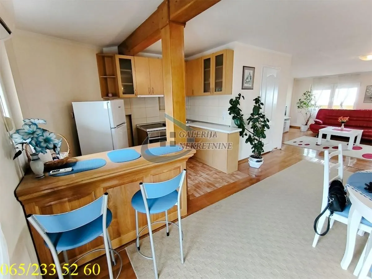 Sale, three bedroom apartment, 85m², Vračar Hram, Vračar Sve Podlokacije