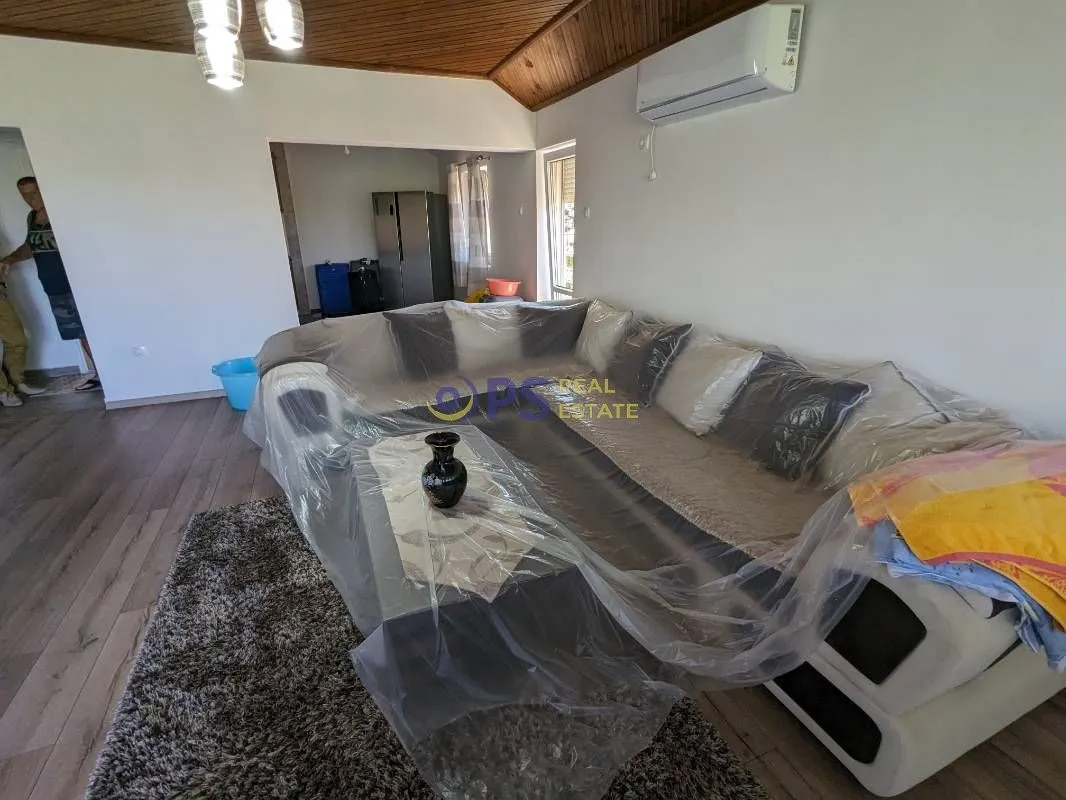 Sale, house, 200m², Bar, Crna Gora