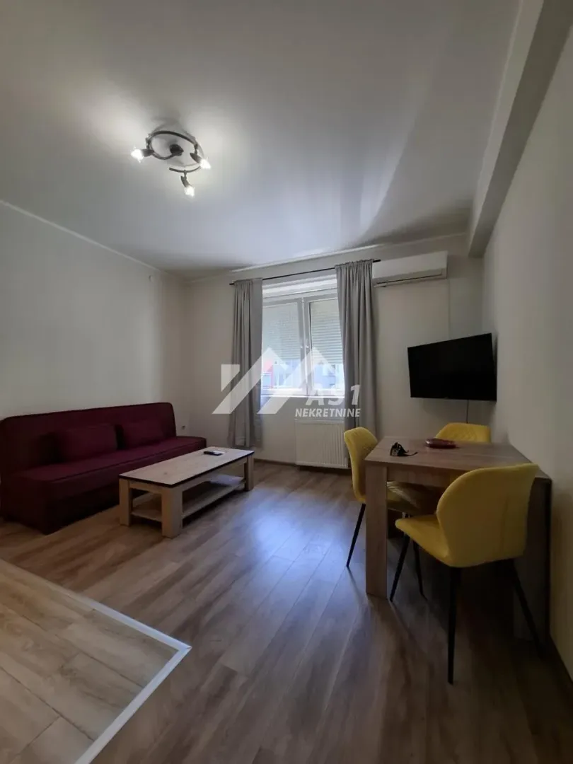 Izdavanje, jednosoban stan, 36m², Grbavica, Novi Sad Sve Podlokacije
