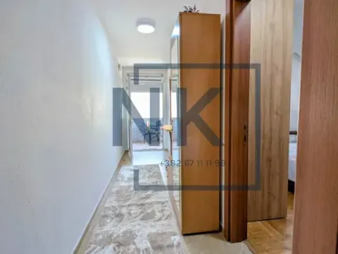 Izdavanje, jednosoban stan, 42m², Zelenika, Podgorica - image 9