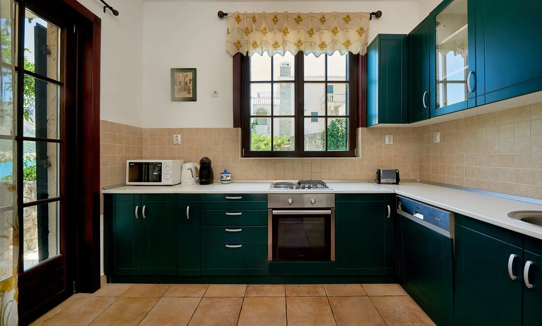 Sale, house, 235m², Kostanjica, Kotor