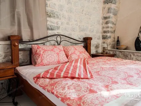 Prodaja, jednosoban stan, 54m², Prčanj, Kotor - image 5