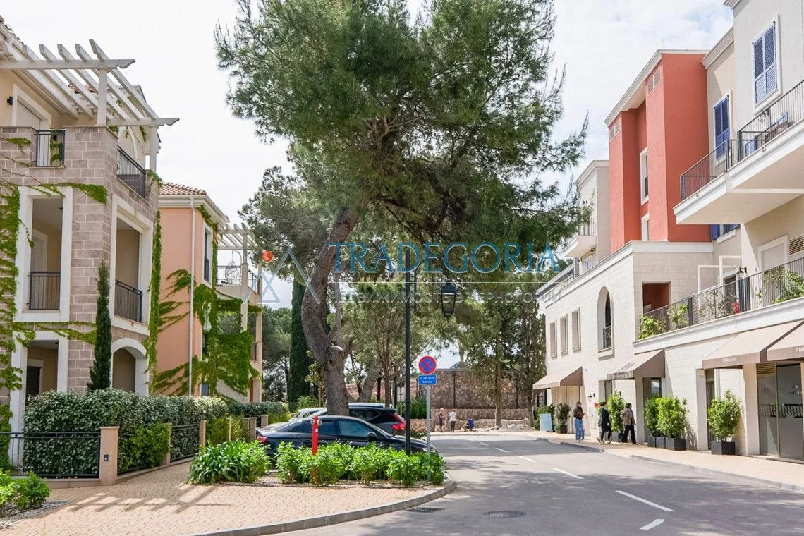 Prodaja, jednosoban stan, 70m², Luštica, Herceg Novi