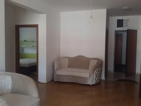 Prodaja, trosoban stan, 82m², Bar, Crna Gora - image 2