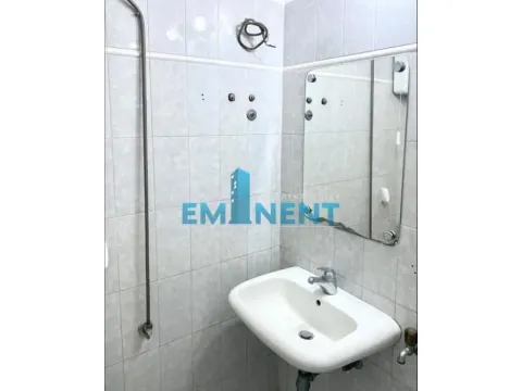 Izdavanje, stan, 250m², Stari Grad, Beograd - image 17